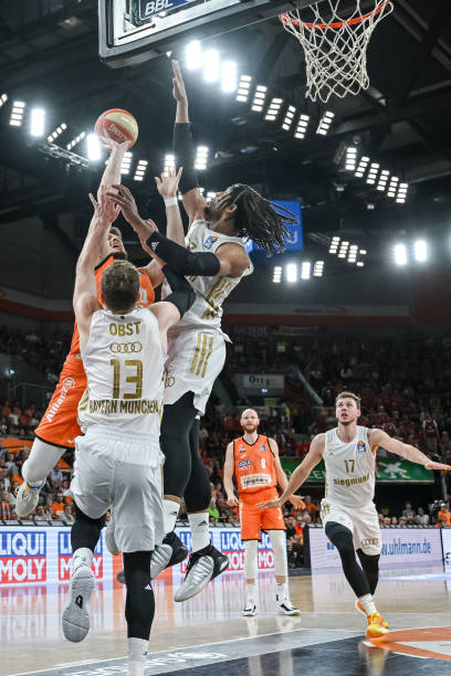 赛季能够持 赛季能够持