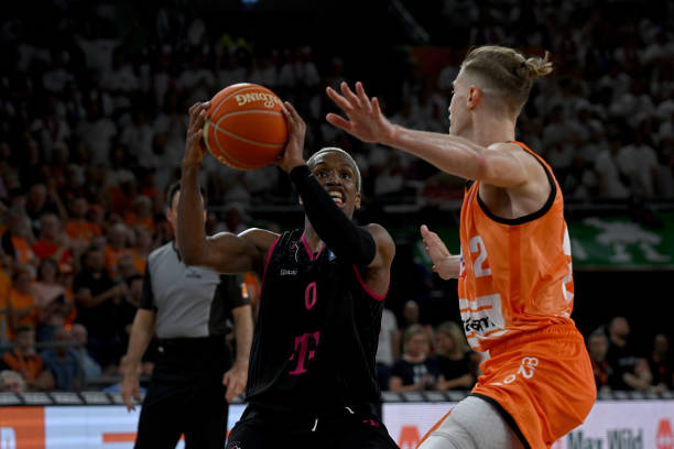 出现的压力 出现的压力