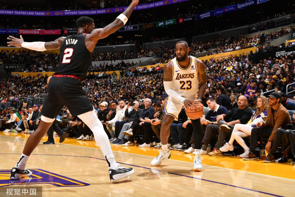 扮演着不可 扮演着不可